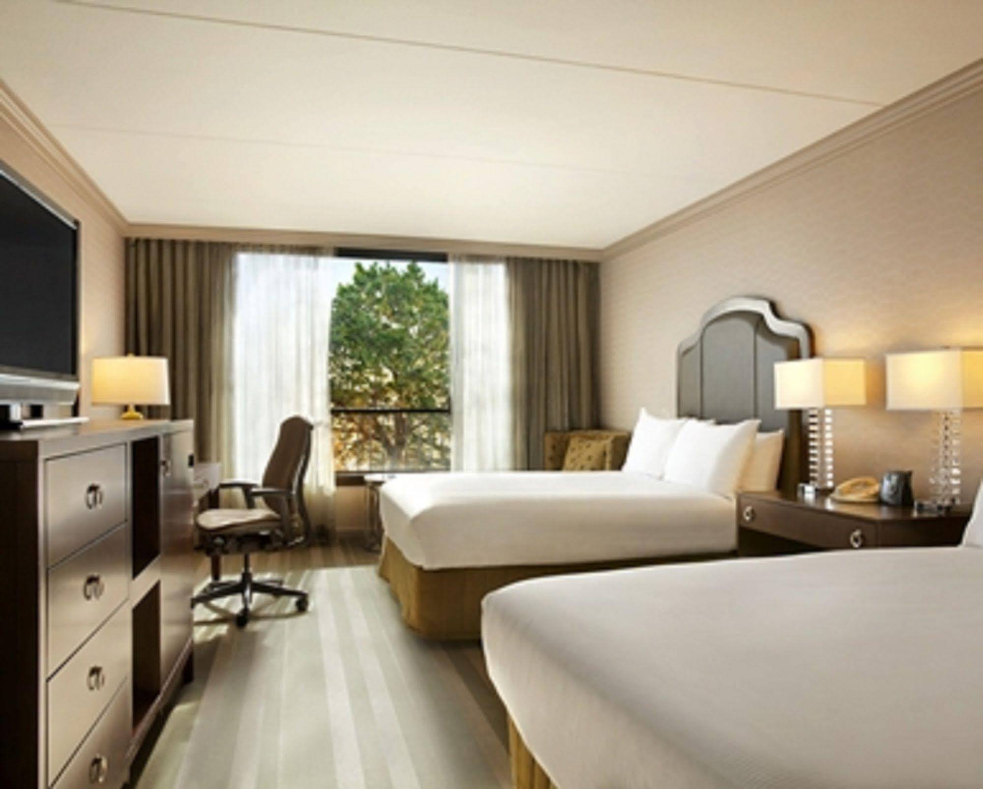 Rye Brook Hilton Westchester מראה חיצוני תמונה