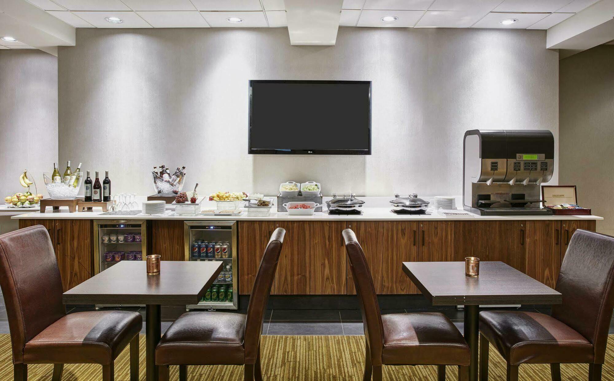 Rye Brook Hilton Westchester מראה חיצוני תמונה